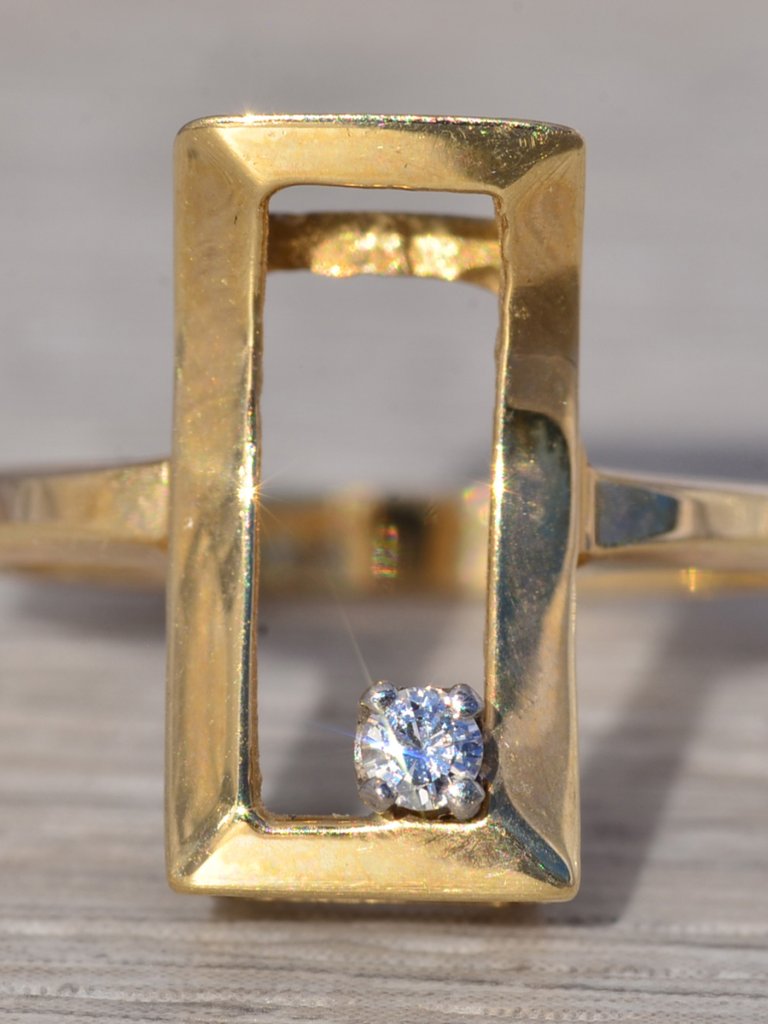 Vintage Diamond Ring In 14k Yellow Gold